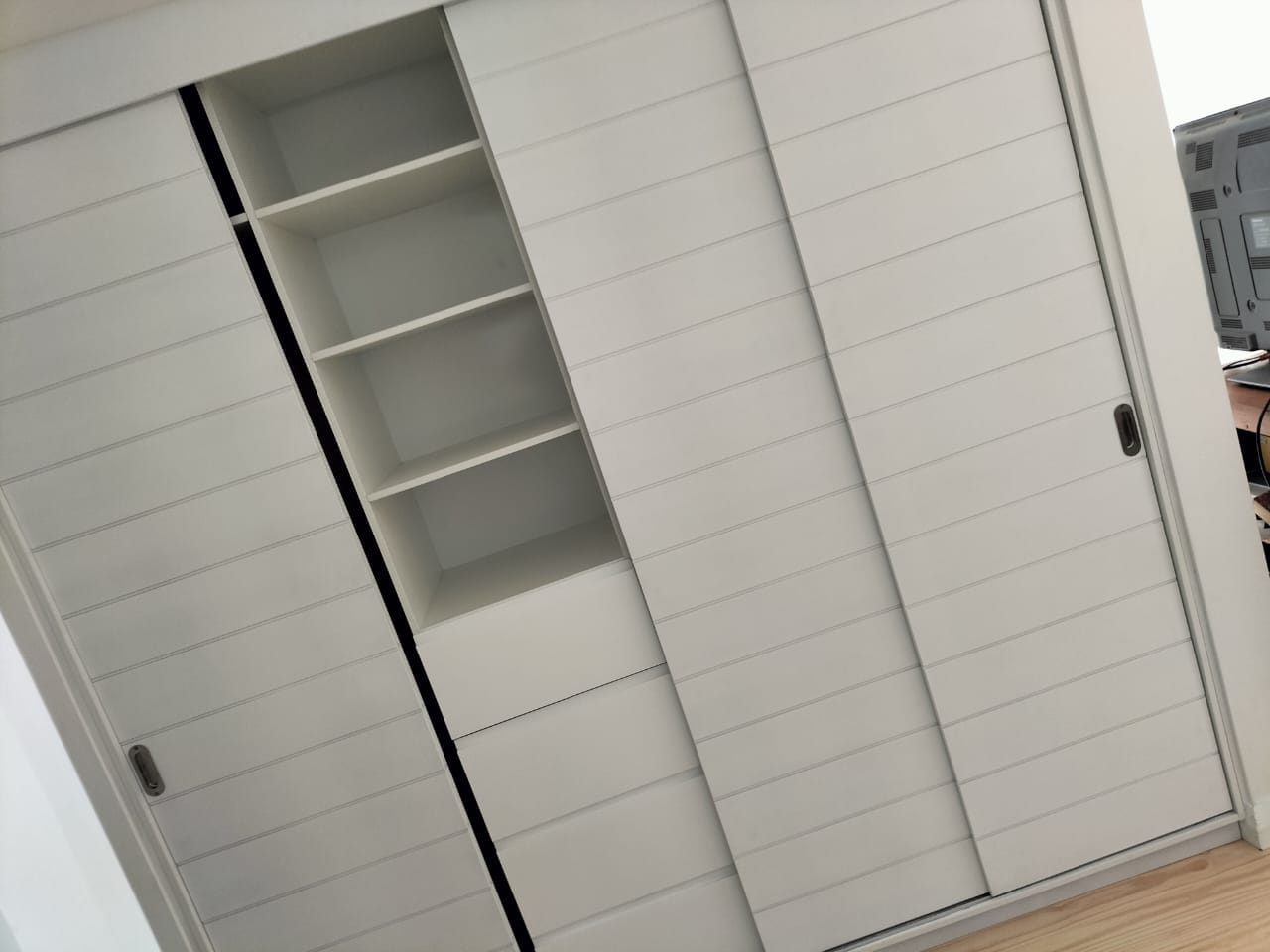 Bedroom Wardrobes, photo 3 of 5